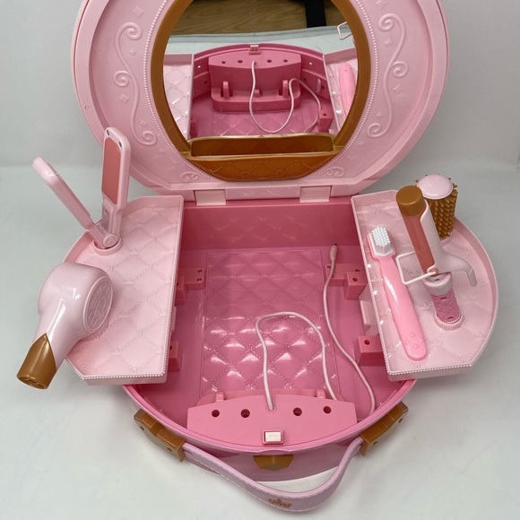 Disney Princess Vanity Style Collection Light Up and Style Vanity - Picture 2 of 9